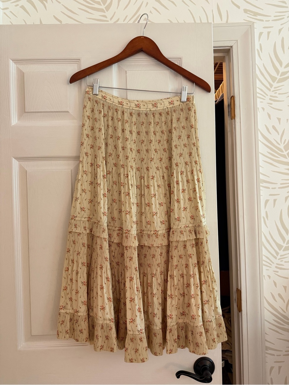 Polo Ralph Lauren floral midi skirt - Picture 1 of 2